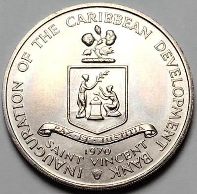 布加迪🐬～世界钱币🌾第 112 期 / 香蕉🍌币🇳🇿🇫🇮🇧🇧🇸🇴🇯🇲等各国克朗币和散币 - 香蕉币～圣文森特 1970年 4元 38.5mm FAO 纪念币