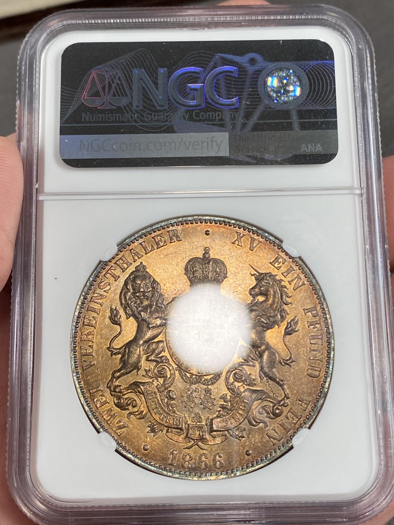 万国钱币拍卖第025期（槐月至·百币艳） NGC UNCD 1866年德国汉诺威狮马末年2泰勒 满面金光 假以时日也不是不可能凯旋而归