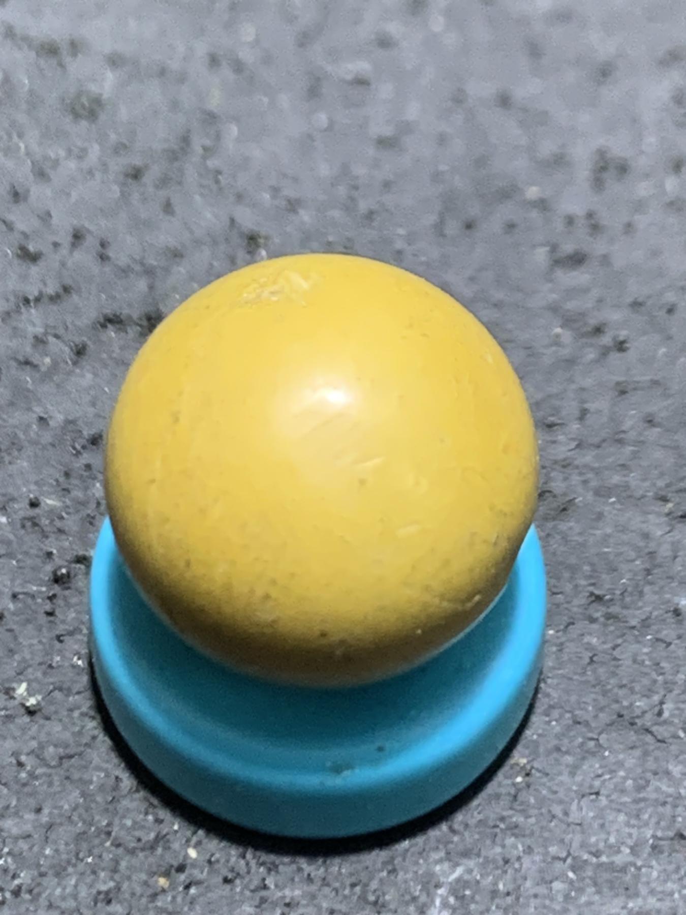 十堰土豪金松石圆珠一颗，