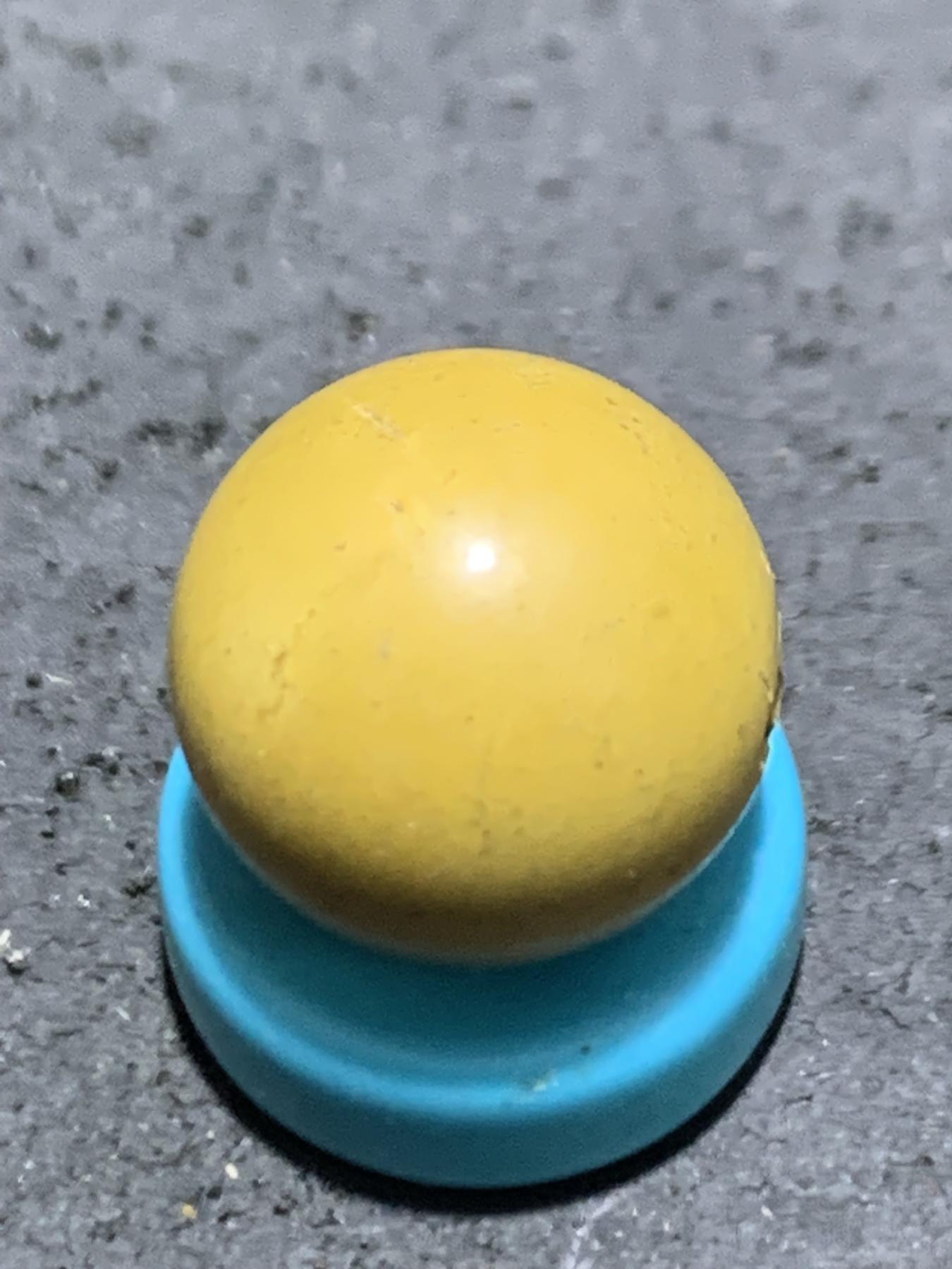 十堰土豪金松石圆珠一颗，