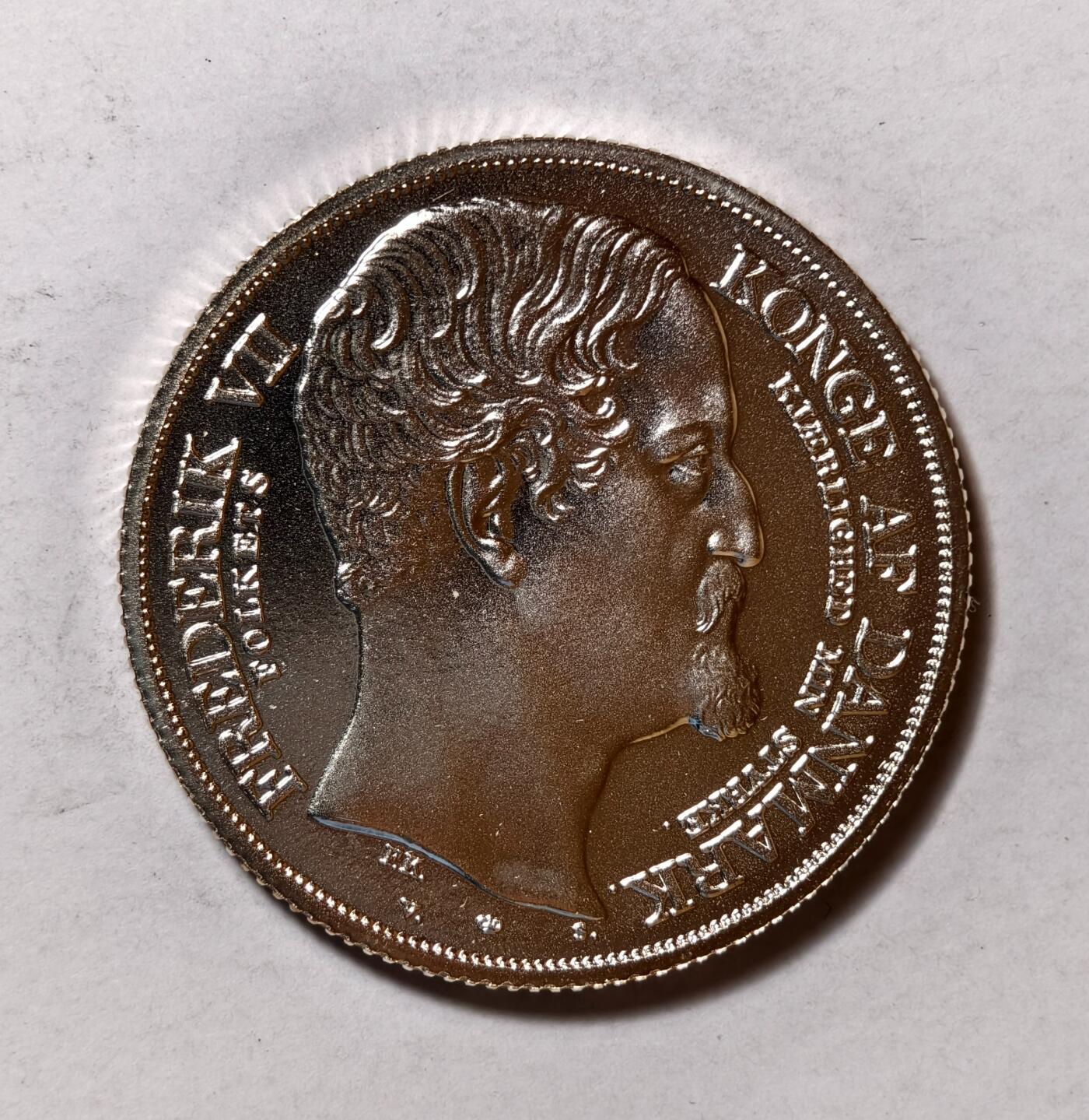 紫瑗钱币——第346期拍卖 丹麦 1994年 弗里德里希七世 纪念章 1盎司 31.1克 0.999银