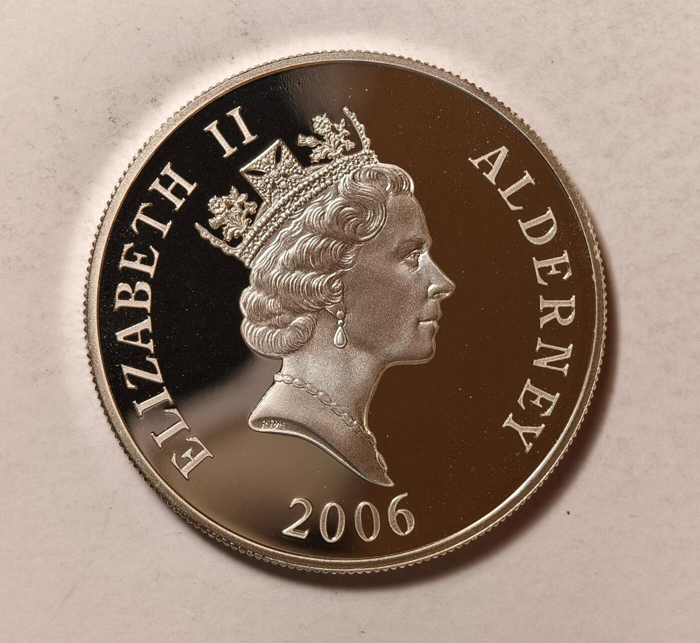 紫瑗钱币——第346期拍卖 奥尔德尼 2006年 维多利亚十字勋章150周年 5磅 28.28克 0.925银 精制