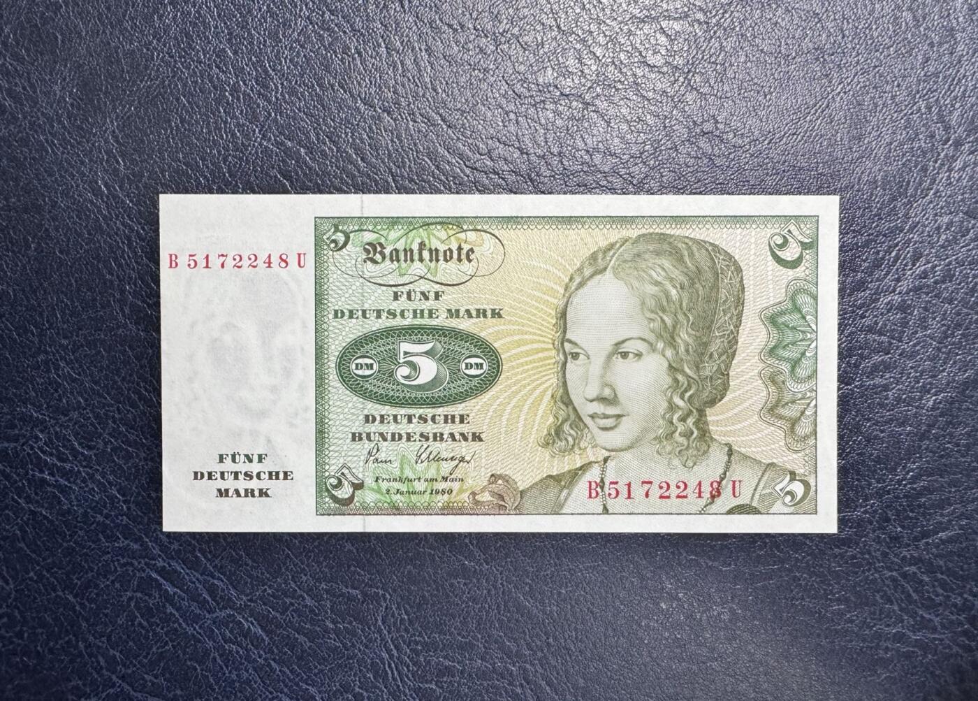 收藏联盟Quantum Auction 第344期拍卖  德国联邦1980年5马克 品相UNC-  边缘有黄点 细节如图