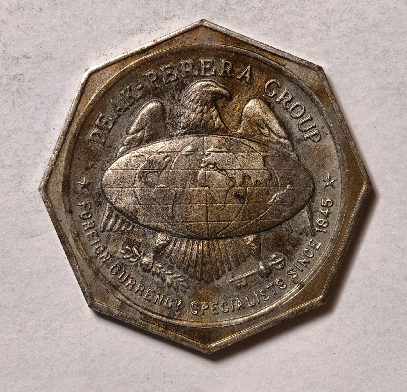 紫瑗钱币——第346期拍卖 美国 1974年 deak-perera 公司 1盎司 六边形银章 31.1克 0.999银