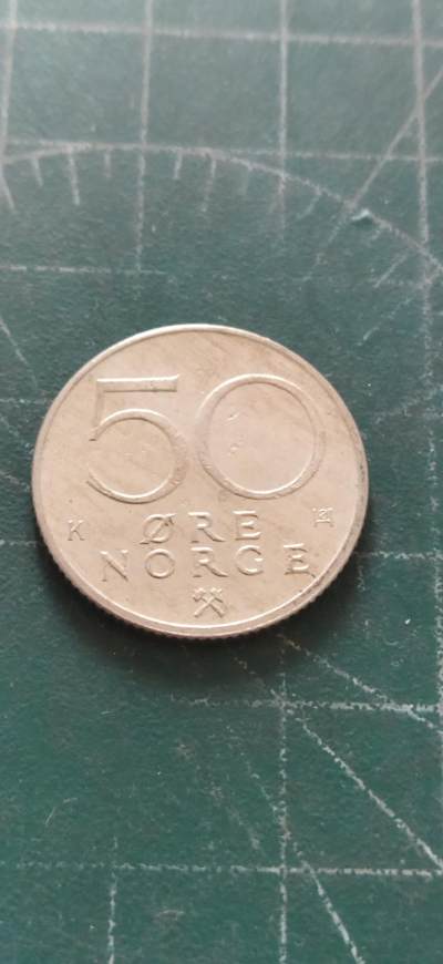 外国硬币初藏2024年第12场 - 挪威50欧尔镍币，1982年。