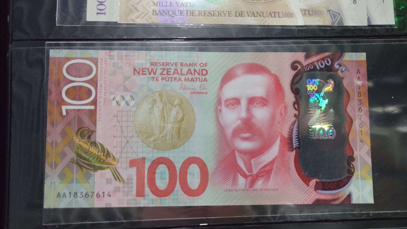 【世界钱币】精选微拍第104期暨2024年第15期  部分硬通新品销售 2018年新西兰100元 首发AA冠全新绝品尾4