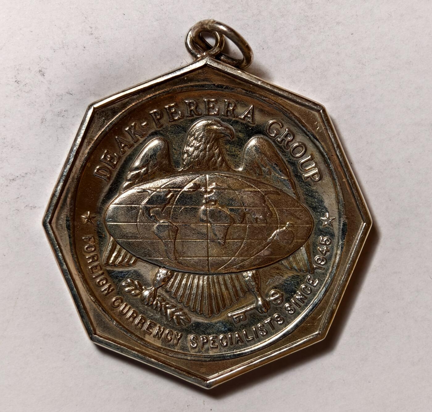 紫瑗钱币——第346期拍卖 美国 1974年 deak-perera 公司 1盎司 六边形银章 31.1克 0.999银