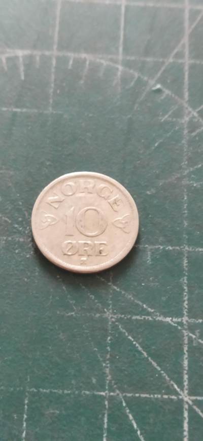 外国硬币初藏2024年第12场 - 挪威10欧尔镍币1956年。