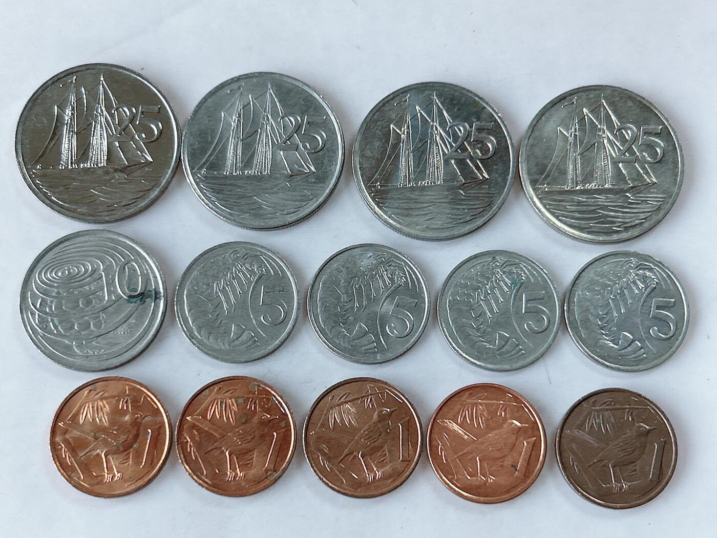 第一海外回流一元起拍收藏 散币专场 第86期 开曼