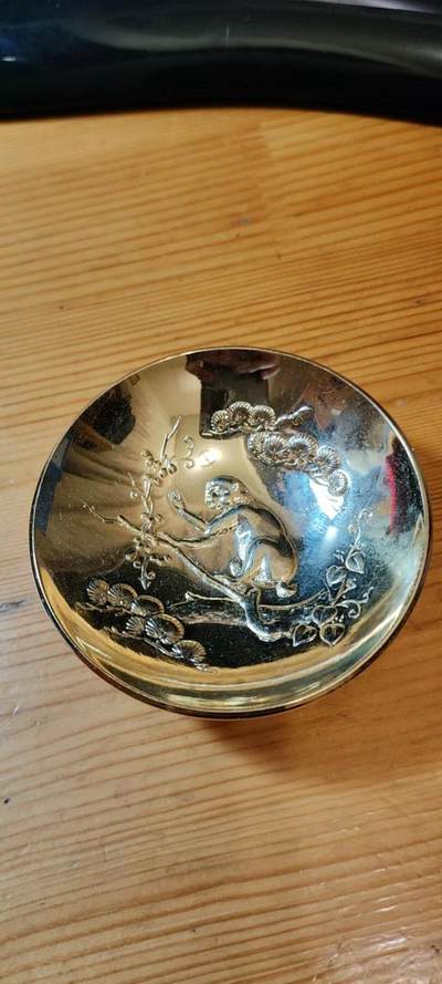 5.11章牌杂件拍卖 - 日本十二生肖申猴镀24k金纪念盅 直径74mm重65.3g