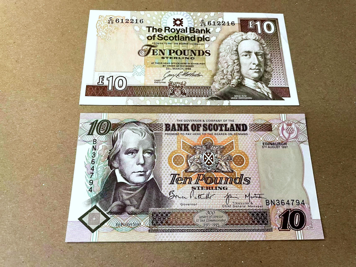 【Blue Auction】✨世界纸币精拍第473期【精】 【一组2张】苏格兰 1997年10镑 全新UNC&苏格兰 1994年10镑 AU品相 无47