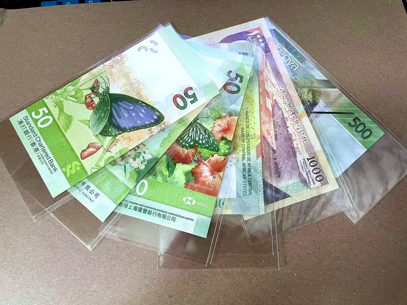 【Blue Auction】✨世界纸币精拍第473期【精】 【一组6张】肯尼亚、香港、中非共同体、索马里纸币一组 全新UNC