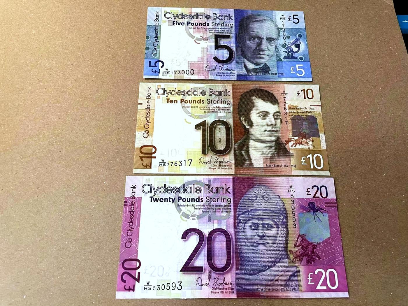 【Blue Auction】✨世界纸币精拍第473期【精】 【一组3张 W/HS首发冠 含000豹子号】苏格兰 2009年5-10-20镑 全新UNC