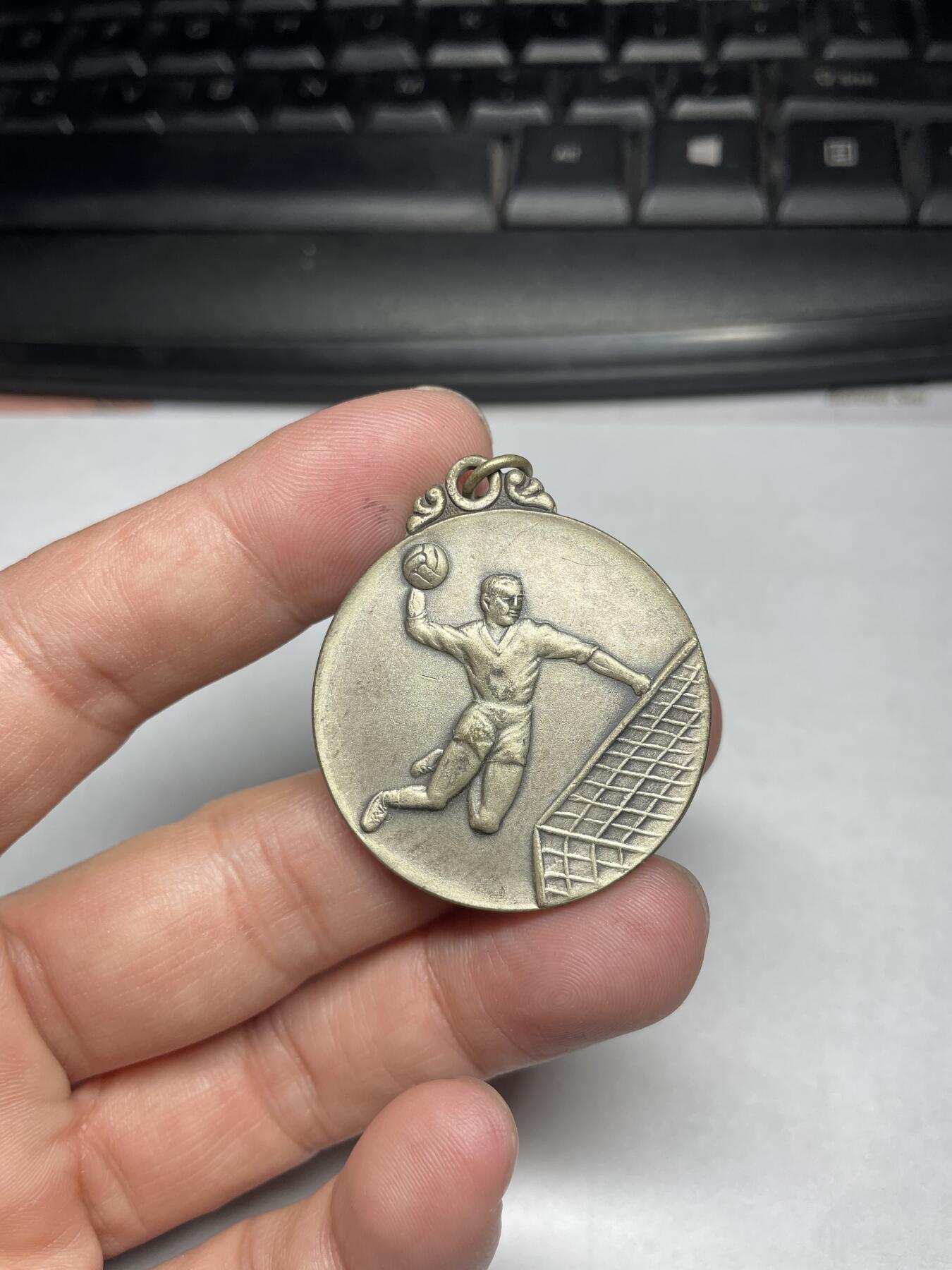 2024年集古藏今外币拍卖第六期-第7场—（总第57拍） 昭和47年体育章，直径36.6毫米