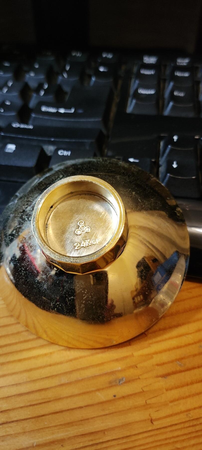 5.11章牌杂件拍卖 日本十二生肖申猴镀24k金纪念盅 直径74mm重65.3g