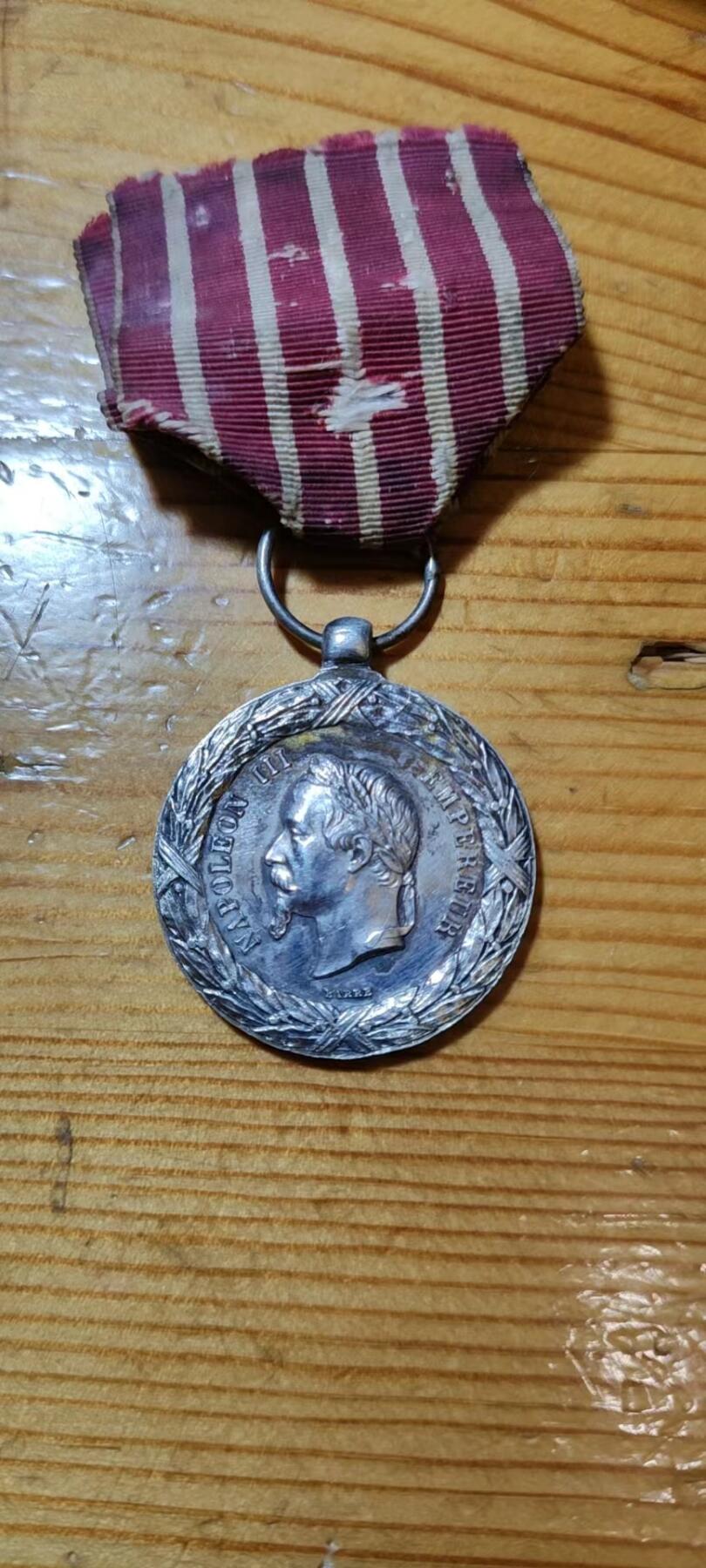 5.11章牌杂件拍卖 法国拿破仑三世1859年远征意大利奖章，品相如图，银章，徽章，奖章，纪念章