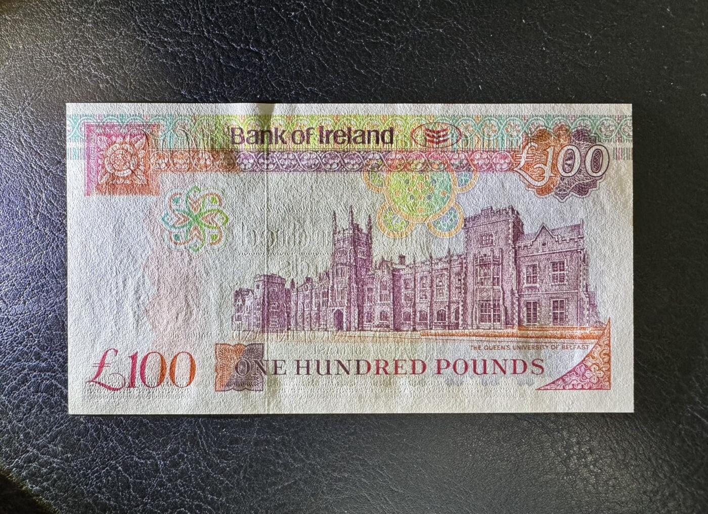 收藏联盟Quantum Auction 第345期拍卖  北爱尔兰2005年100镑首发A冠 品相全新UNC 贝尔法斯特女王大学