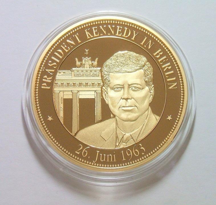 联邦德国美国总统肯尼迪来访+州徽 高浮雕精制大镀金章 40MM