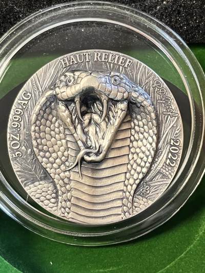 【海寕潮】拍卖第109期 - 【海寧潮现货】科特迪瓦2022年亚洲五霸系列眼镜王蛇5盎司银币原价4500元