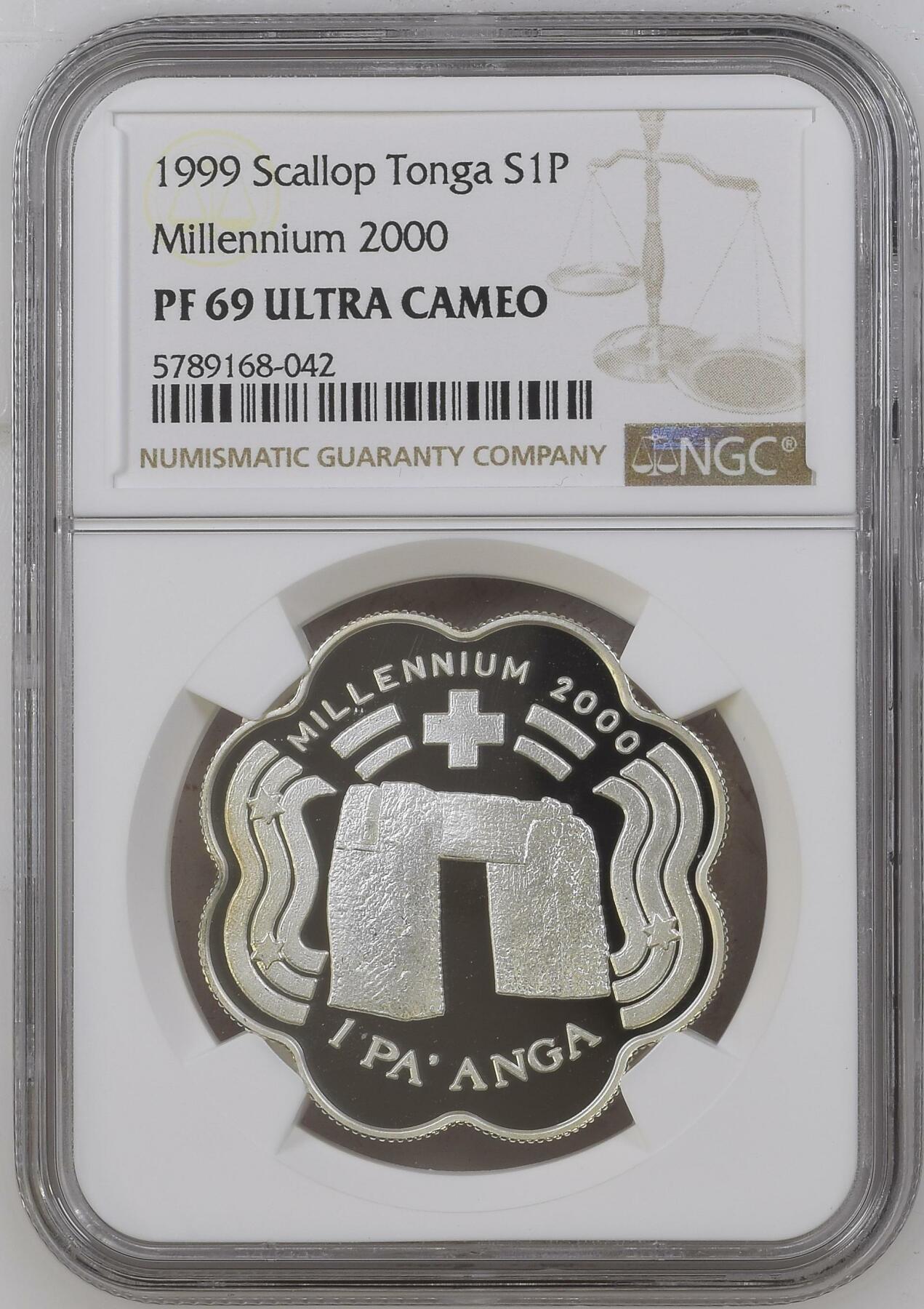 长老汇龙年精选第四场 1999 汤加千禧年1潘加梅花形精制银币，NGC PF69UC，五枚冠军分之一