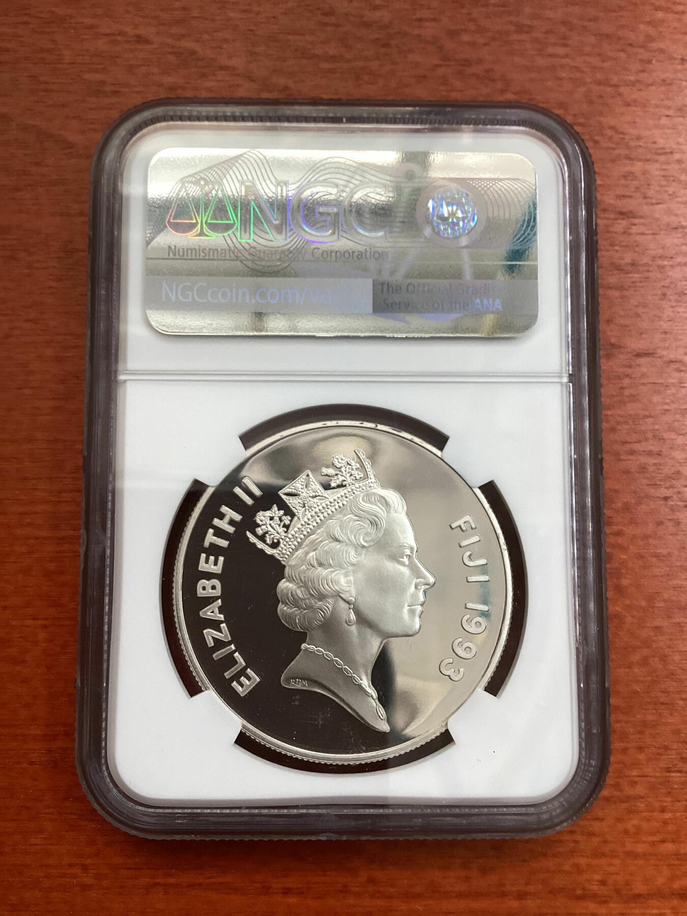 长老汇龙年精选第四场 1993 斐济保护我们的世界10元精制银币，NGC PF70UC，唯一冠军分
