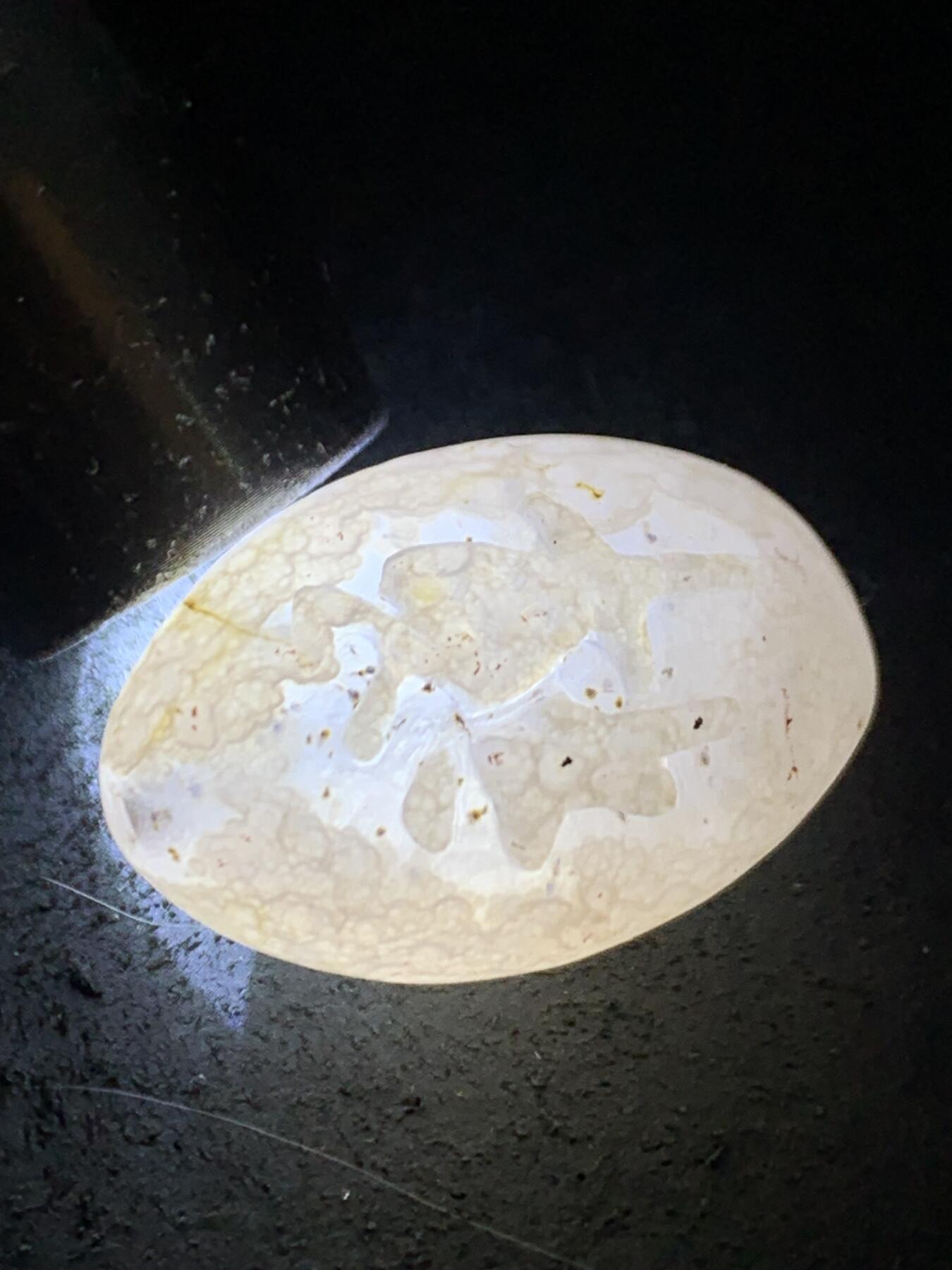 精美亚光原皮冰飘战国红玛瑙手工雕刻禅字随形珠（吊坠）一颗