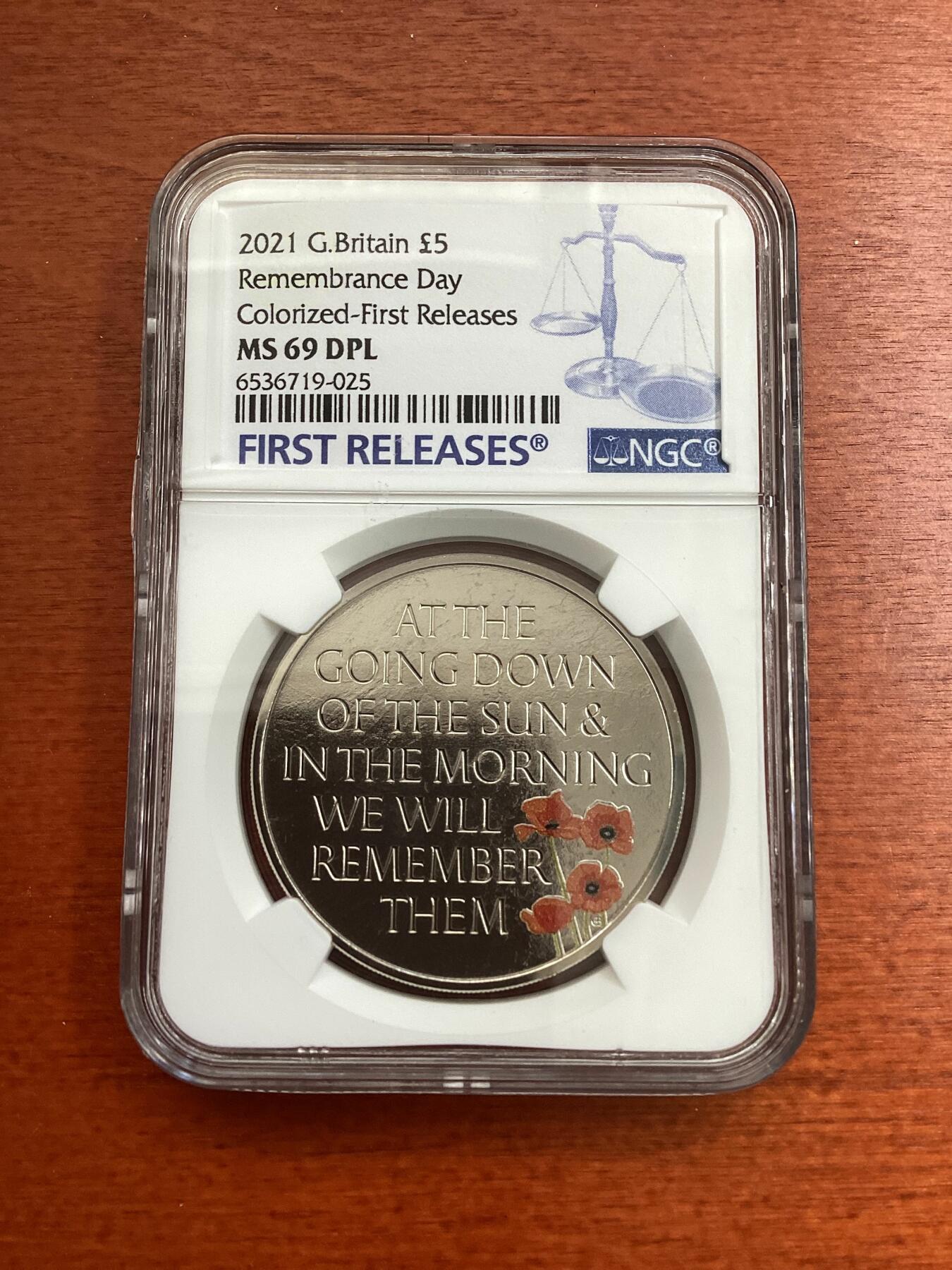 长老汇龙年精选第四场 2021 英国死难烈士纪念日5英镑类精制彩色铜镍币，NGC MS69DPL，更高分仅有7枚，首期标 