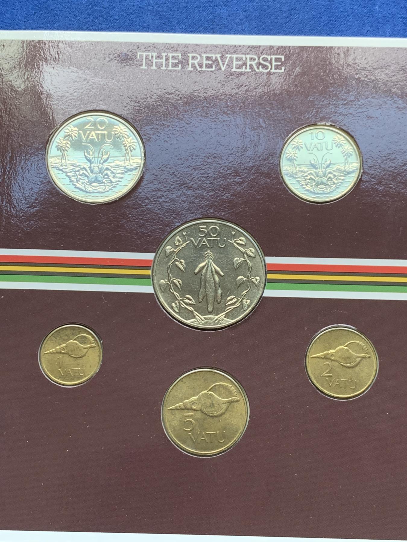 《竞宝斋》第267场- 周日，周一  2场连拍 （全场包邮） 瓦鲁图1983英皇厂官方套币