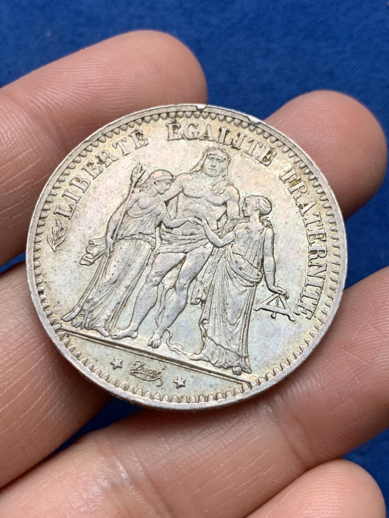 《竞宝斋》第267场- 周日，周一  2场连拍 （全场包邮） 法国第三共和国1875A大力神5法郎大银币 细节清楚包浆漂亮