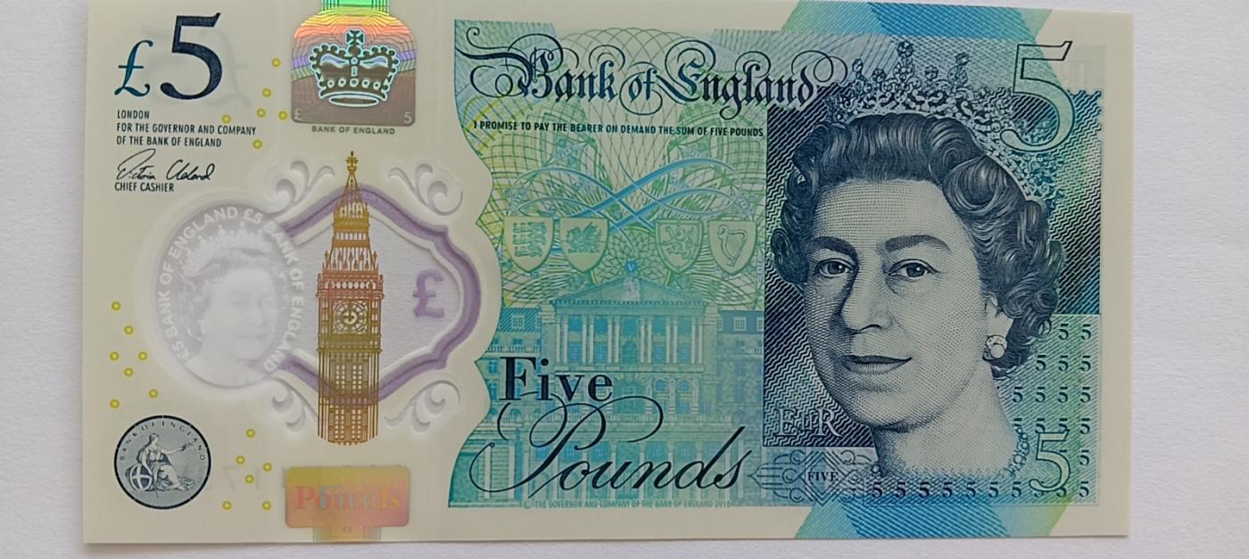 精品钱币第28场 全新UNC英国5镑首发冠AA01