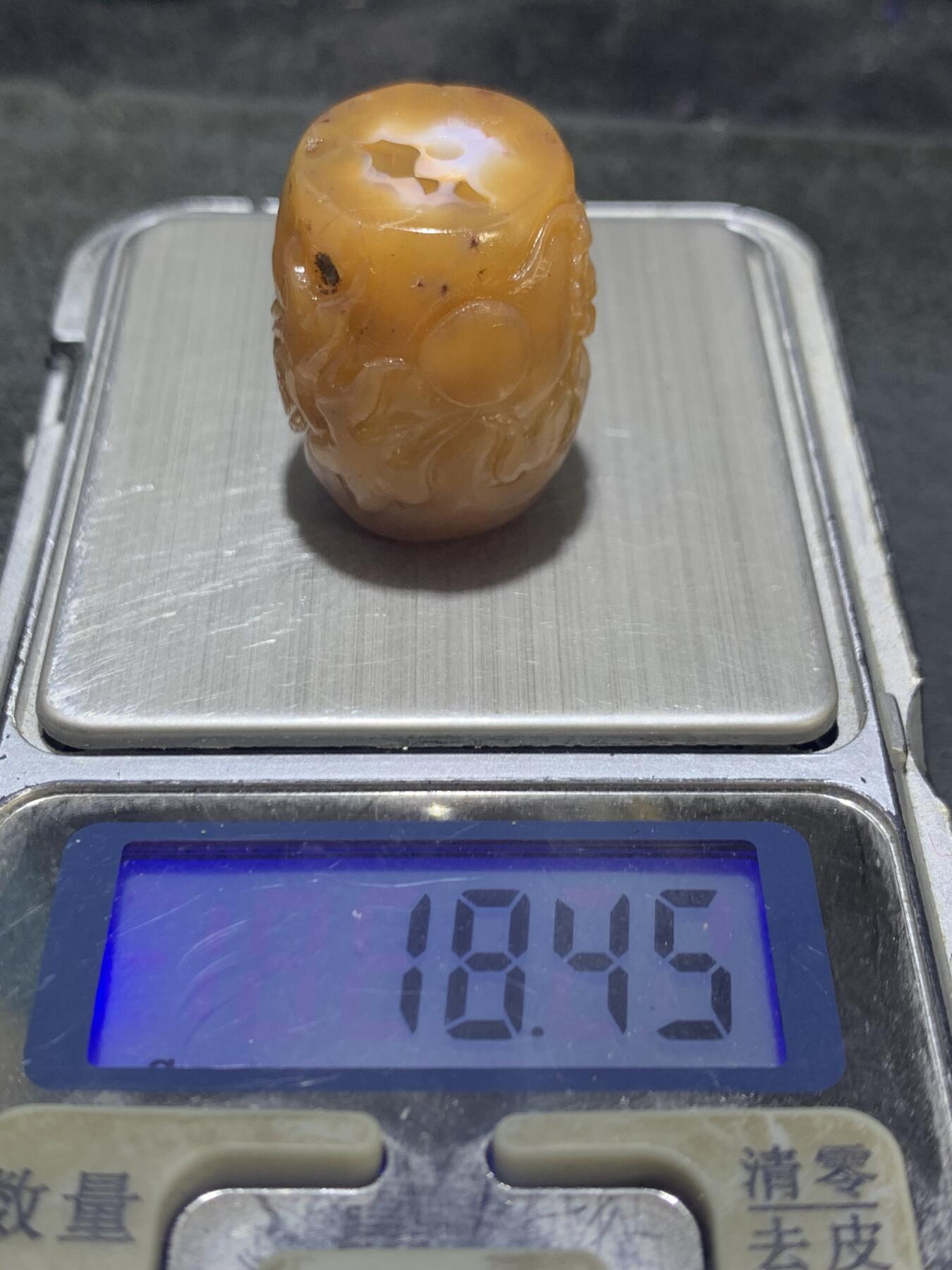 精美亚光战国红玛瑙手工俏色巧雕龙戏珠桶珠一颗