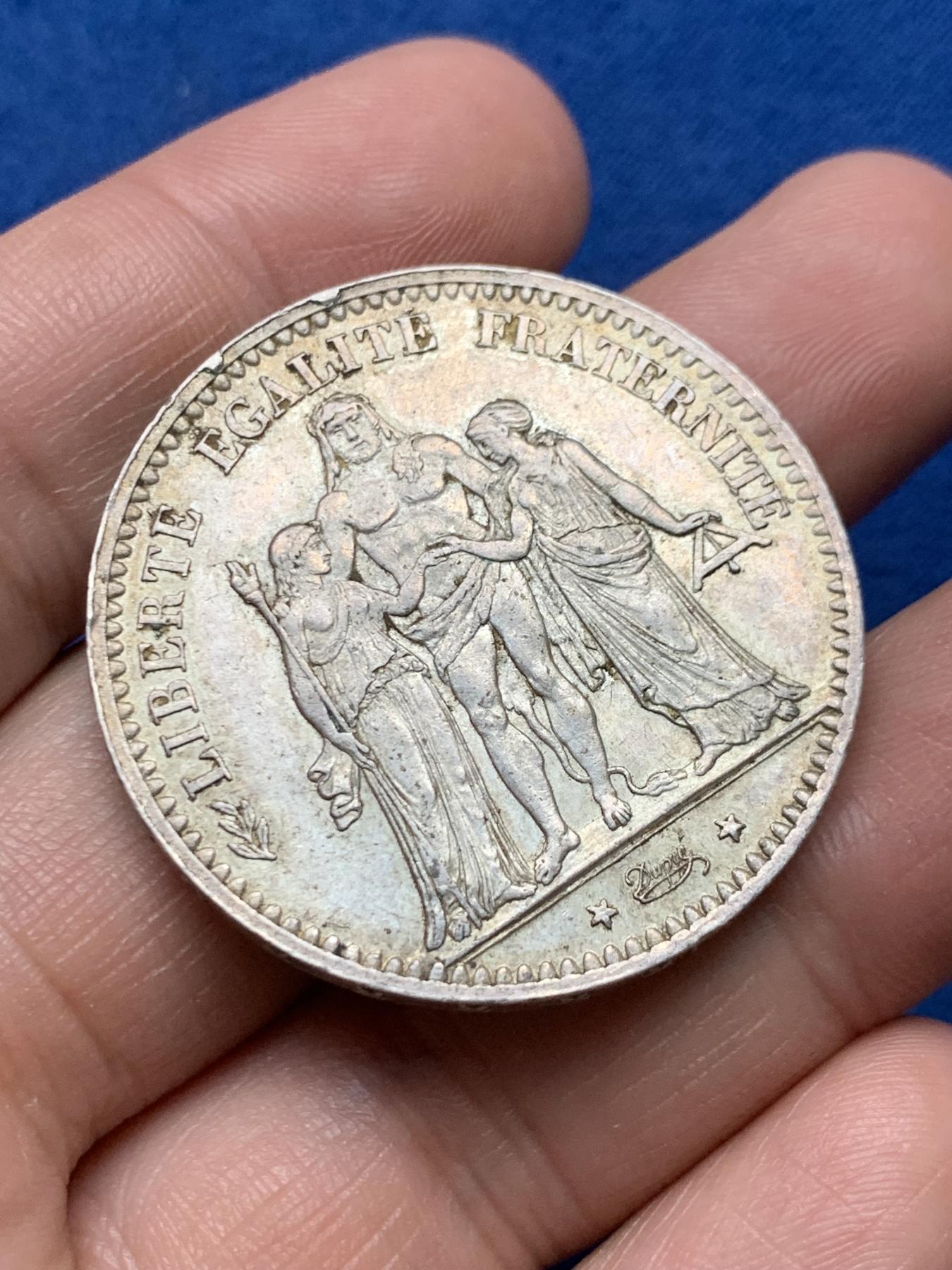 《竞宝斋》第267场- 周日，周一  2场连拍 （全场包邮） 法国第三共和国1875A大力神5法郎大银币 细节清楚包浆漂亮