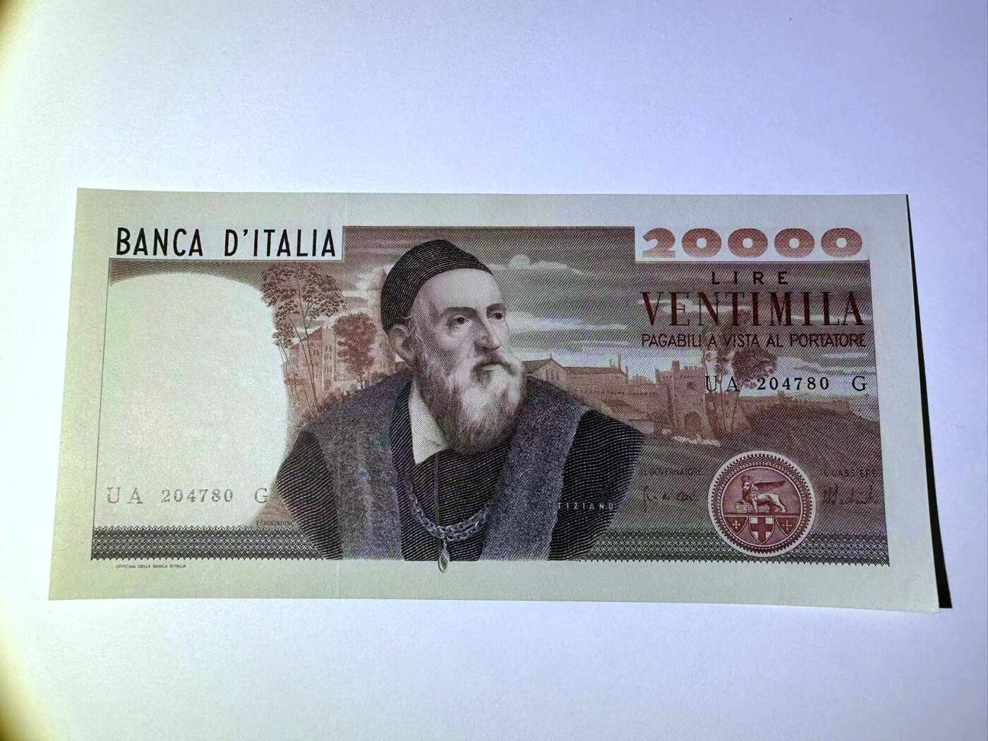 【Blue Auction】✨世界纸币精拍第475期【精】   意大利 1975年20000里拉 经典提香 UNC-