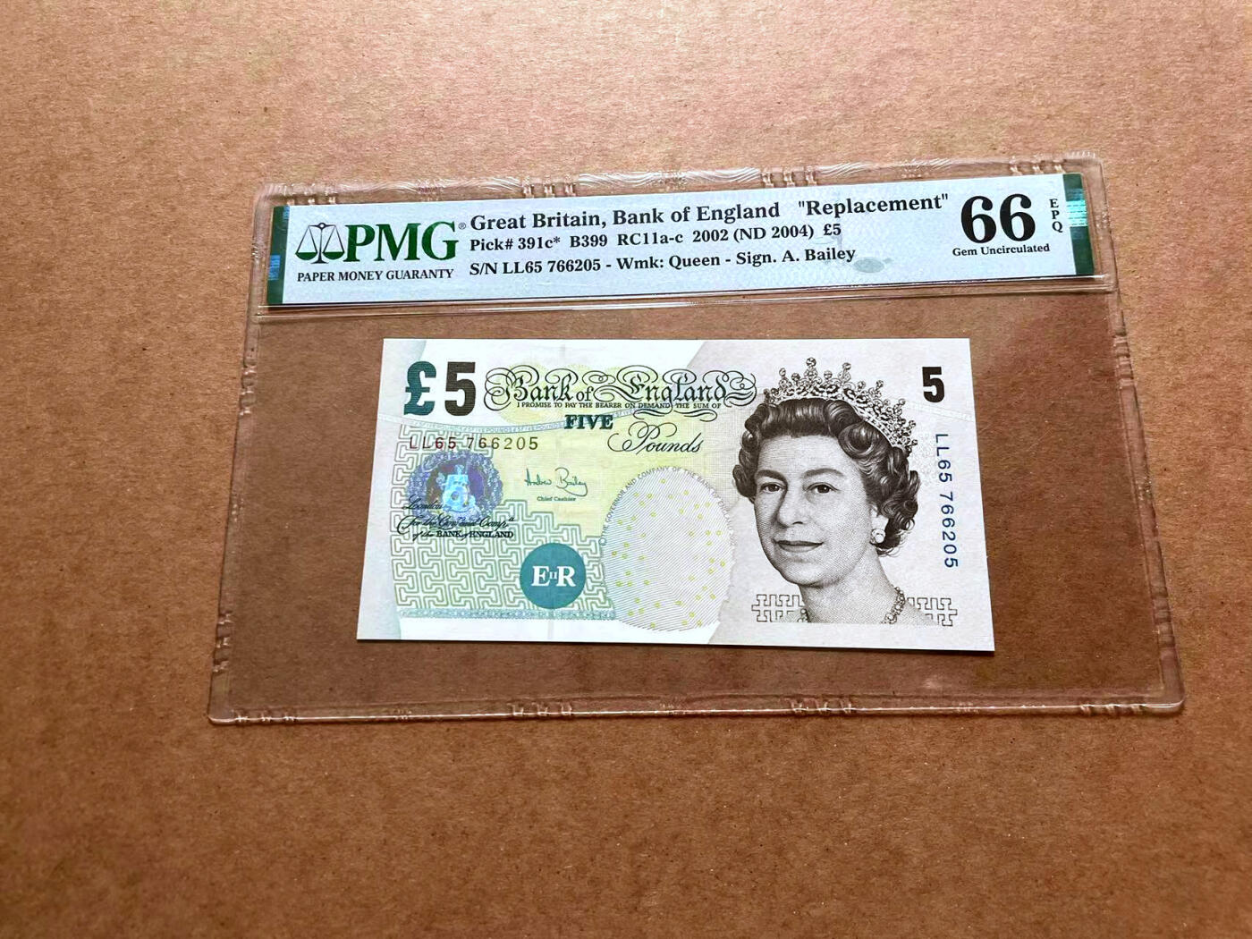 【Blue Auction】✨世界纸币精拍第475期【精】 【补号】英国 2002年5镑 PMG66EPQ