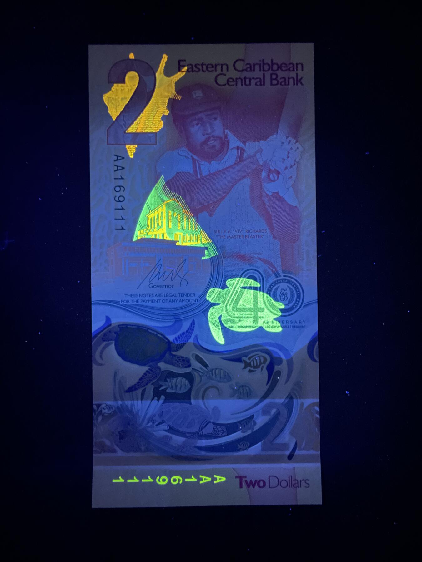 【Blue Auction】✨世界纸币精拍第475期【精】  【IBNS2023年获奖钞 AA冠111豹子号 倒置号】东加勒比 2023年2元 纪念钞 全新UNC 设计精美 