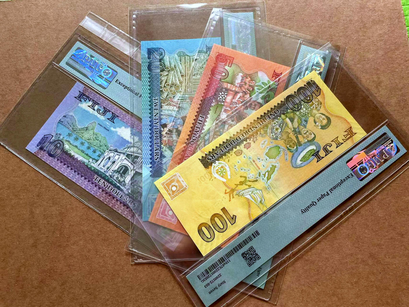 【Blue Auction】✨世界纸币精拍第475期【精】  【一组4张同号 FFA首发冠888豹子号】斐济 2013年10-100元 PMG68EPQ-67EPQ 