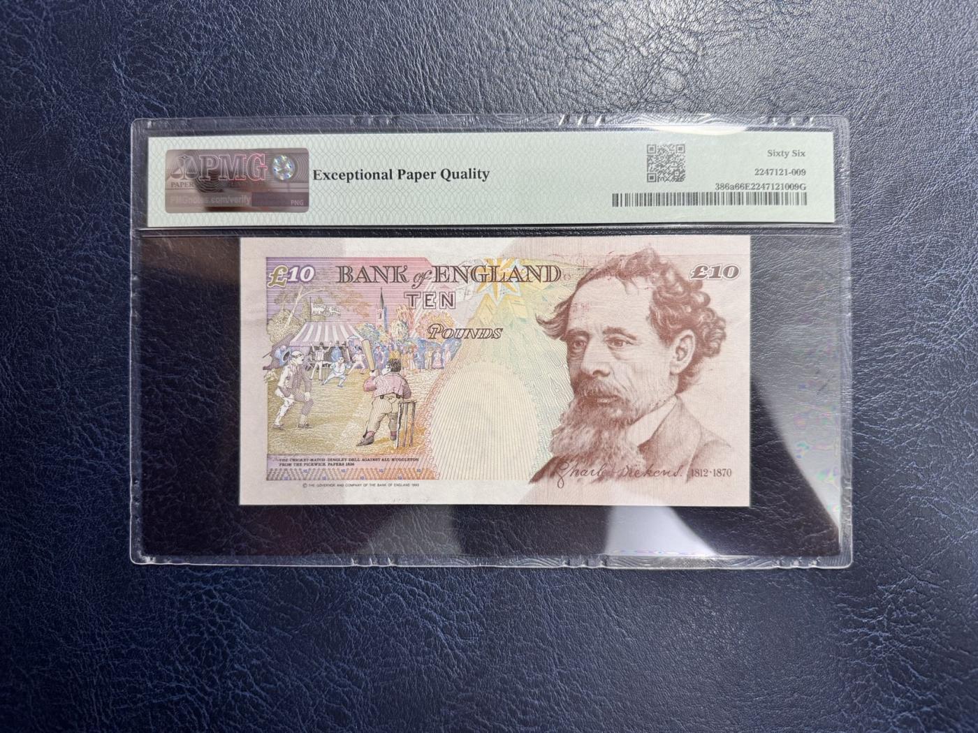 收藏联盟Quantum Auction 第345期拍卖  英国1993 (ND 1993-2000)年10镑 PMG66 作家狄更斯 号码全程无3457朦胧号