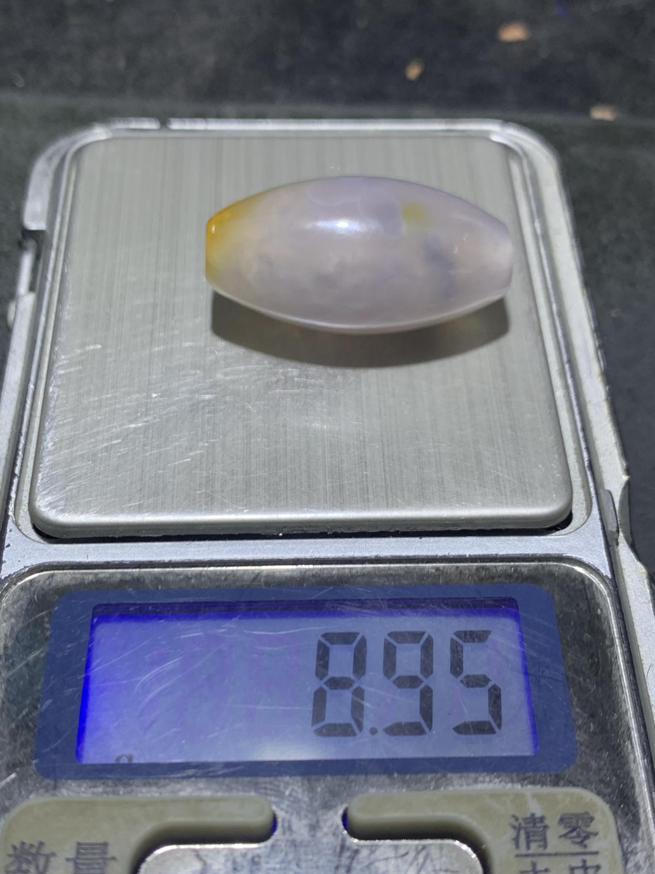 精美冰飘糖心料战国红玛瑙天珠形桶珠一颗！