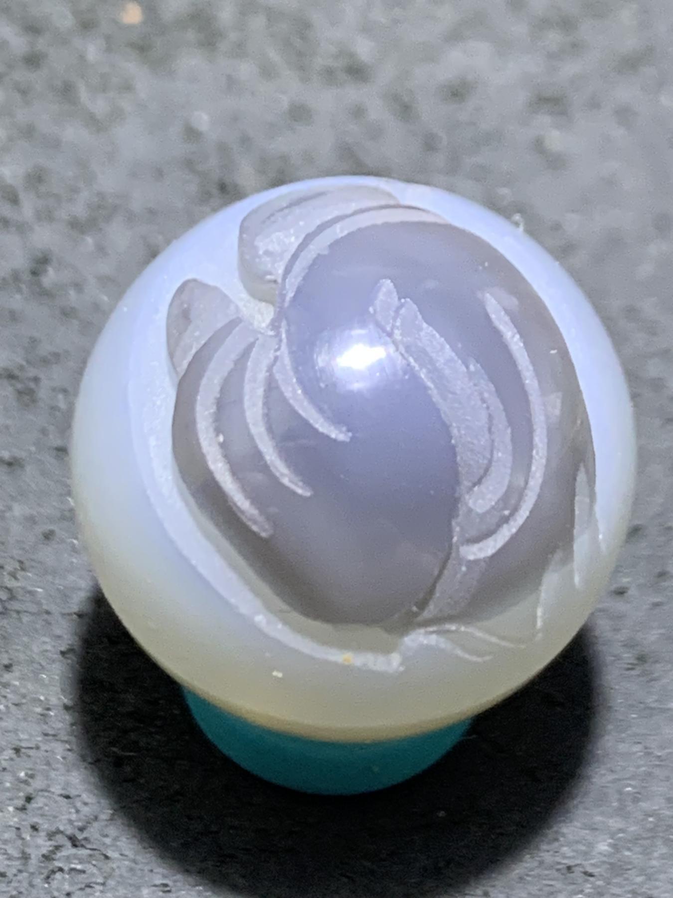 精美高玉化海洋玉髓手工俏色巧雕一心向佛圆珠一个！