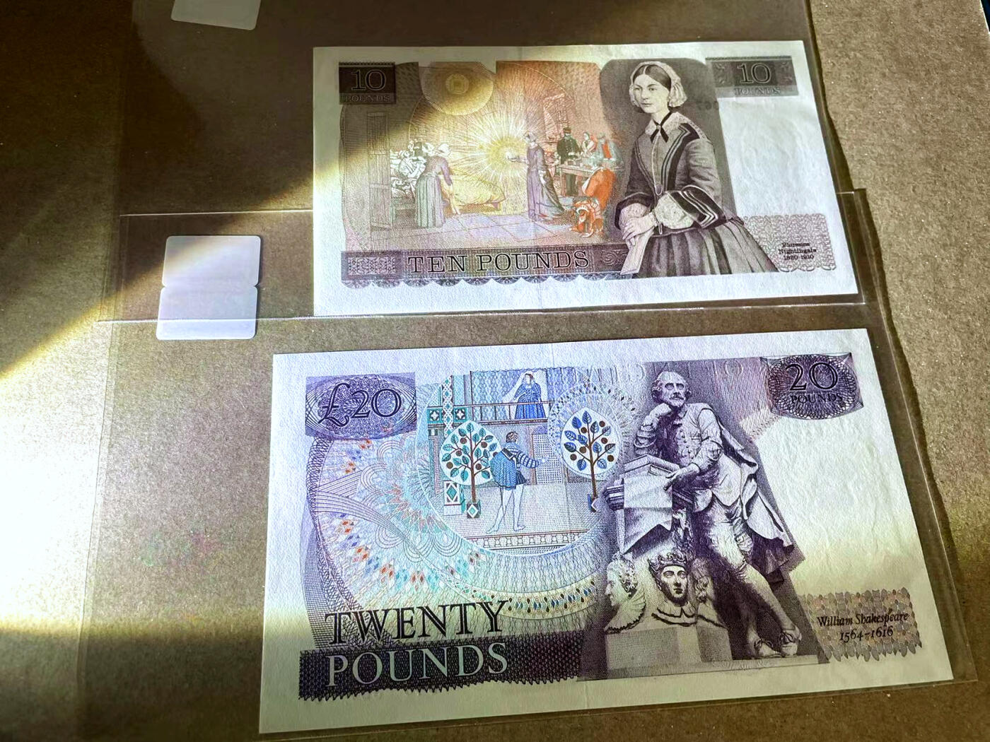 【Blue Auction】✨世界纸币精拍第476期【精】 【一组2张】英国 D序列10-20镑 UNC- 