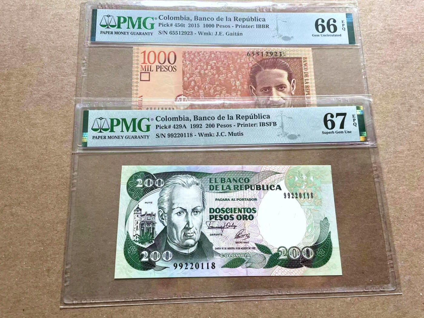 【Blue Auction】✨世界纸币精拍第476期【精】 【一组2张无47】哥伦比亚 1992-2015年200-1000比索 PMG67EPQ-66EPQ 