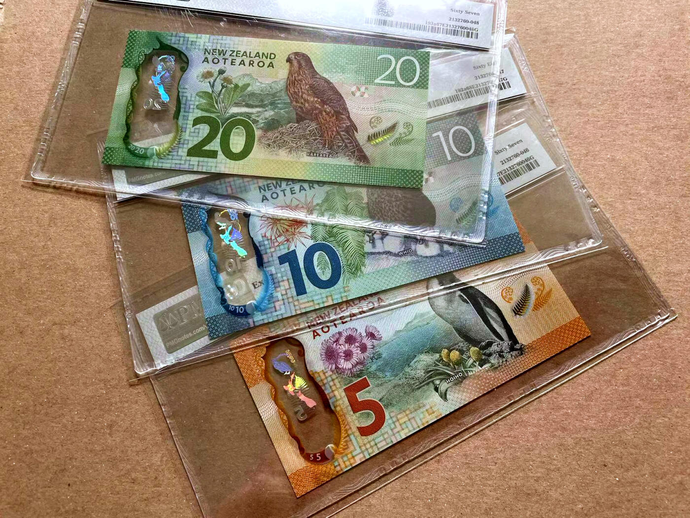 【Blue Auction】✨世界纸币精拍第476期【精】  【一组5张 AA冠796全同小号 含获奖钞】新西兰 2015年5-100元 PMG68EPQ-67EPQ 高分套装 