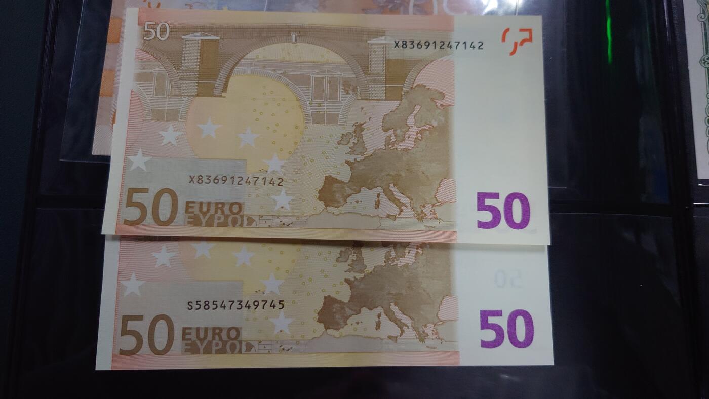 【世界钱币】精选微拍第105期暨2024年第16期  部分硬通新品销售 2002年50欧元 两张均为三签如图冠号 一起拍 全新绝品