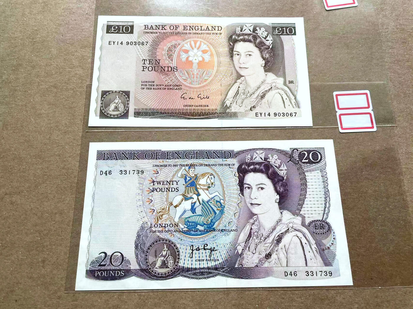 【Blue Auction】✨世界纸币精拍第476期【精】 【一组2张】英国 D序列10-20镑 UNC- 