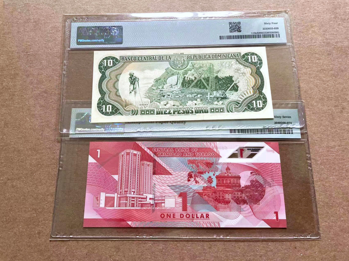 【Blue Auction】✨世界纸币精拍第476期【精】 【一组2张无47 AA】特立尼达和多巴哥 2020年1元 PMG67EPQ 高分&多米尼加 1985-88年10比索 PMG64