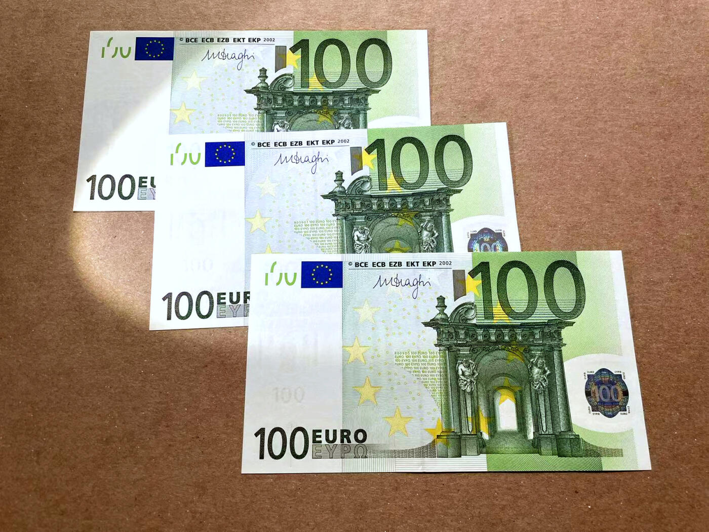 【Blue Auction】✨世界纸币精拍第476期【精】 【一组3张】欧盟 2002年100欧元 全新UNC