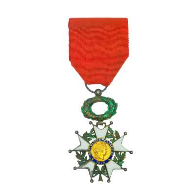 勋章奖章交易所5月19日拍卖 - 法国荣誉军团勋章，银质珐琅