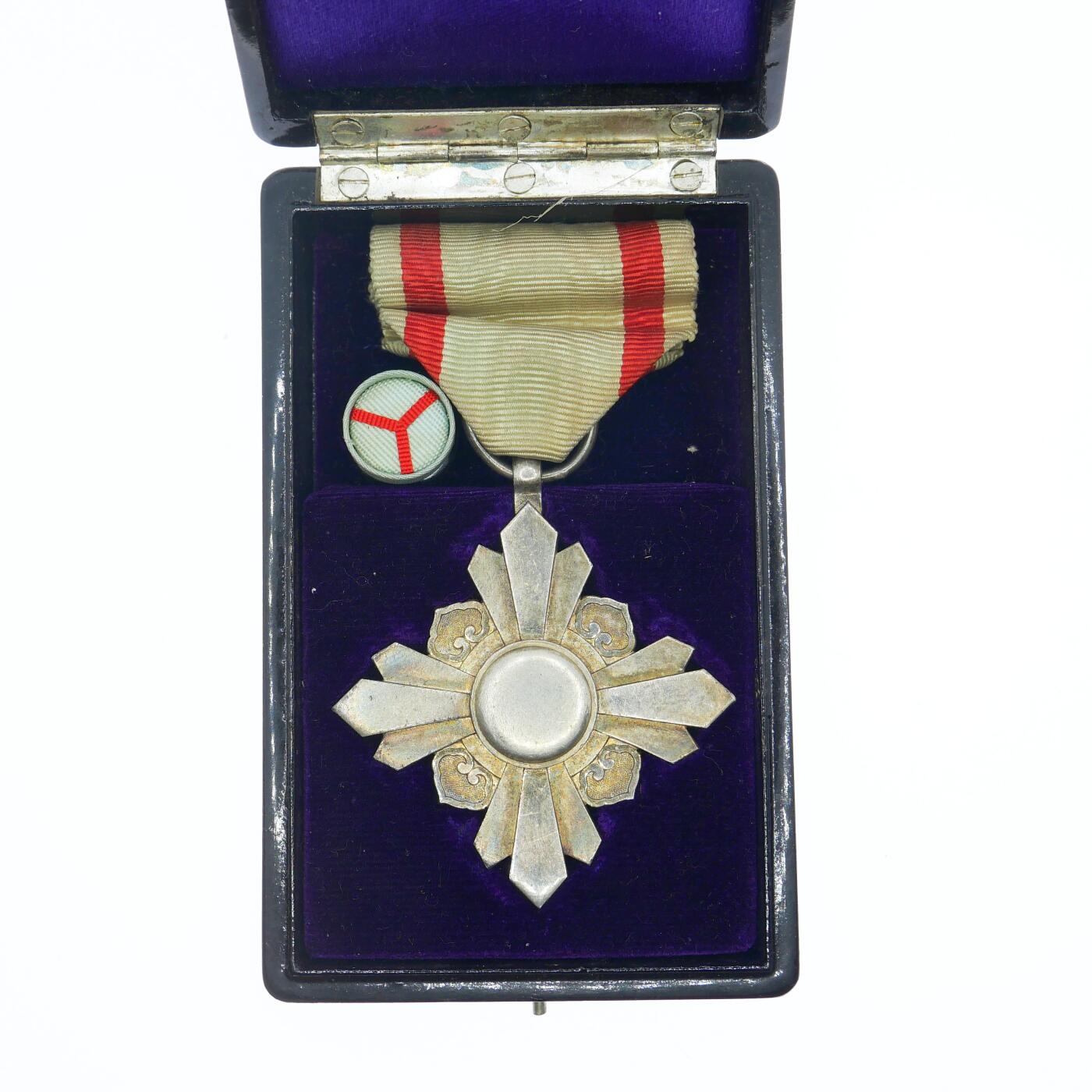 勋章奖章交易所5月19日拍卖 八等景云章