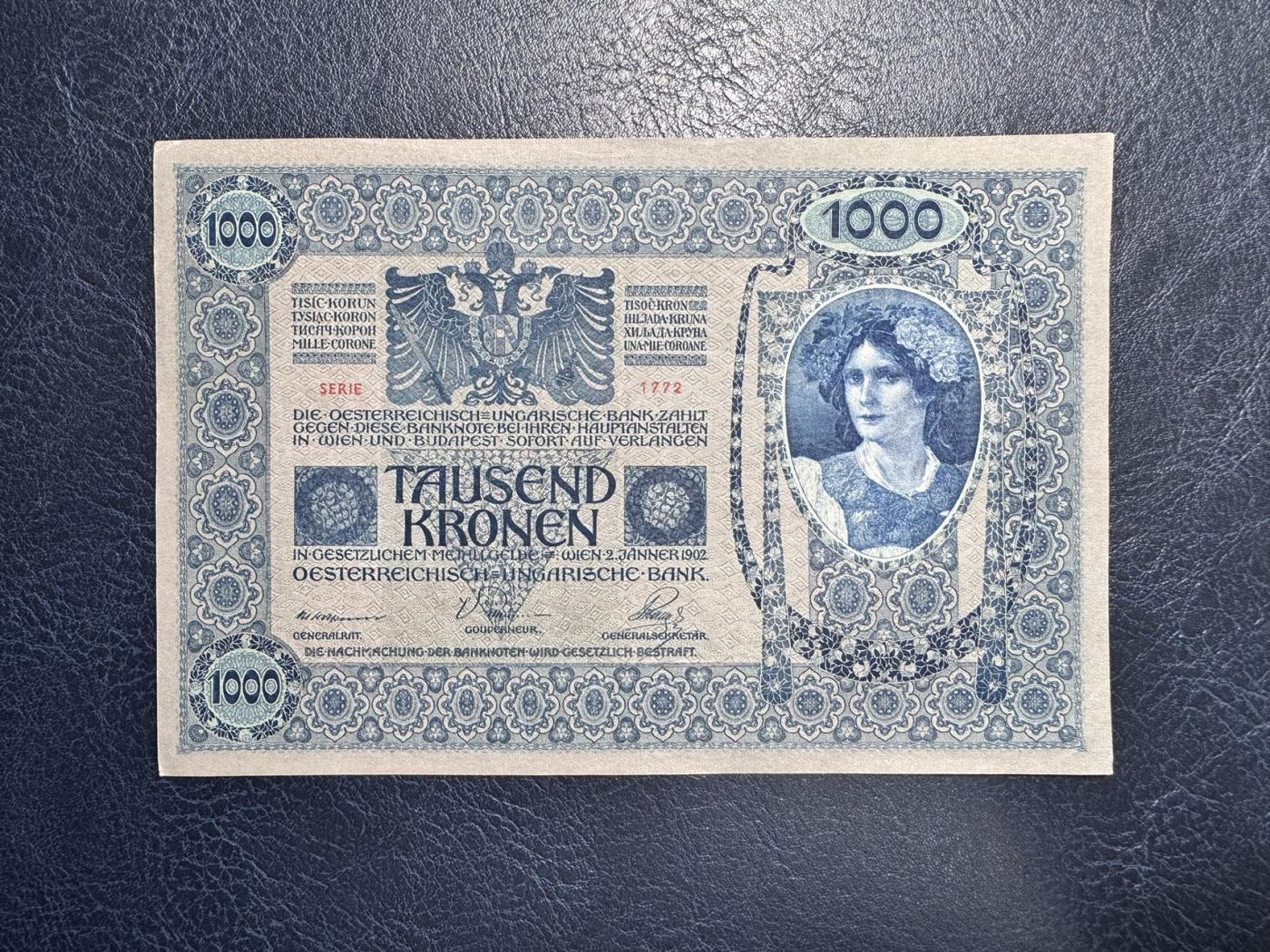 收藏联盟Quantum Auction 第346期拍卖  奥匈帝国加盖奥地利1902年1000克朗 品相UNC  四角有瑕疵 细节如图 大票幅
