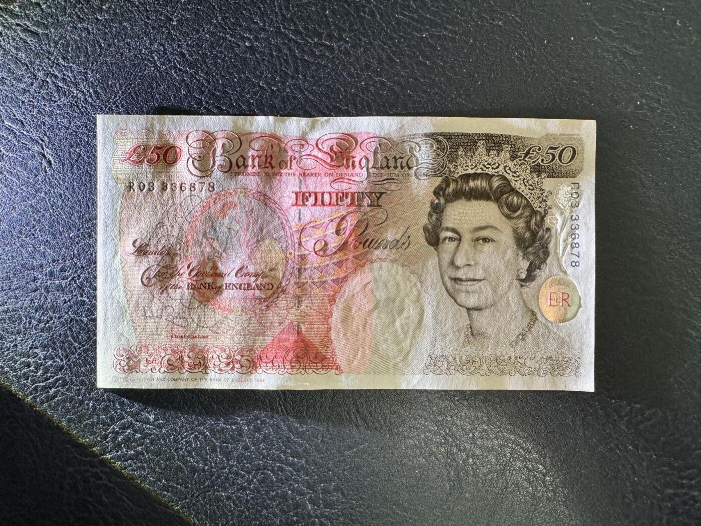 收藏联盟Quantum Auction 第346期拍卖  英国1994 (ND 2006)年50镑 品相UNC 角微瑕 号码全程无4 英格兰银行首任总裁 霍布伦